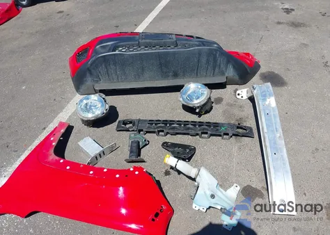 2020 Jeep Renegade Jeepster 4X4 z USA, uszkodzony, nr VIN ZACNJBAB3LPL88500